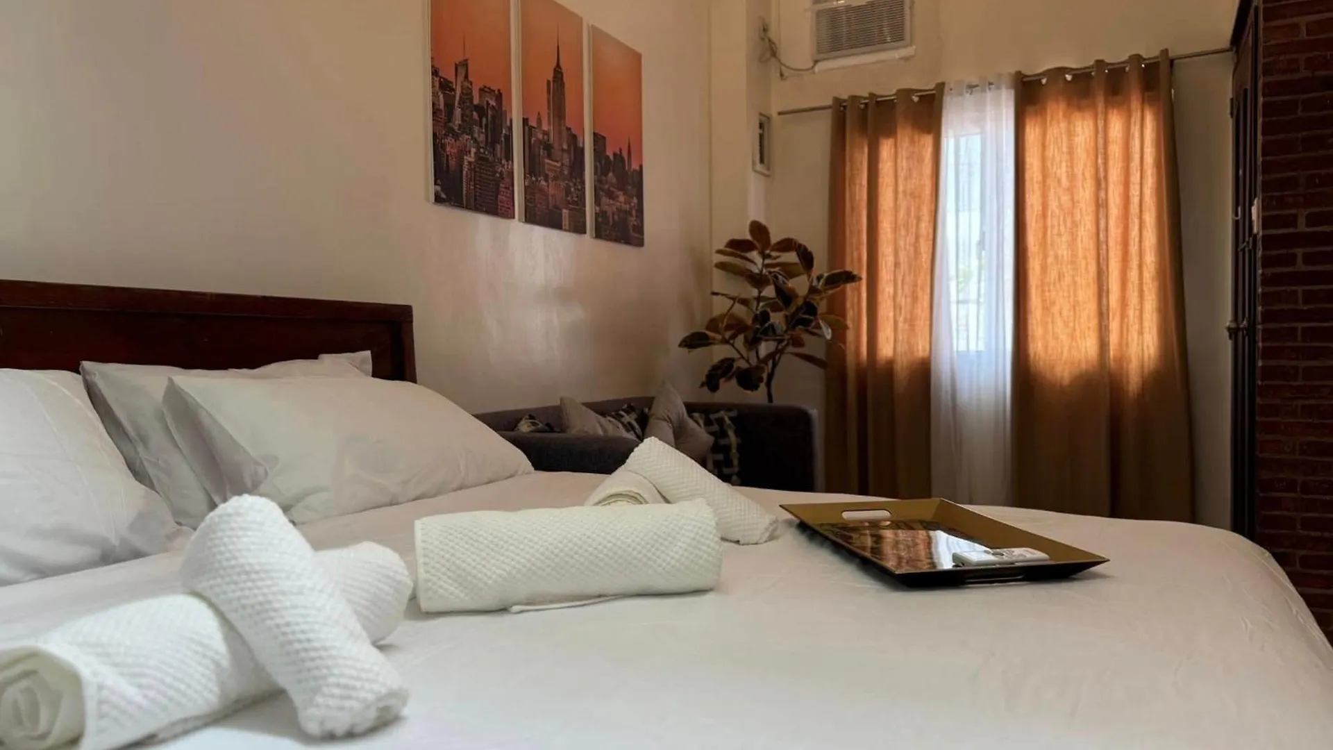Cozy Pod Staycation Olongapo