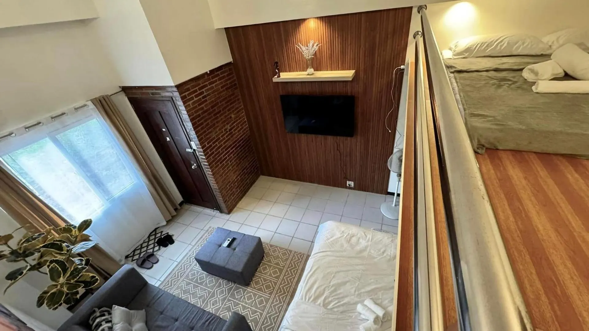 Cozy Pod Staycation Olongapo 0*,  Philippines