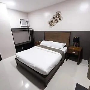  Capsule hotel Bumble V Subic
